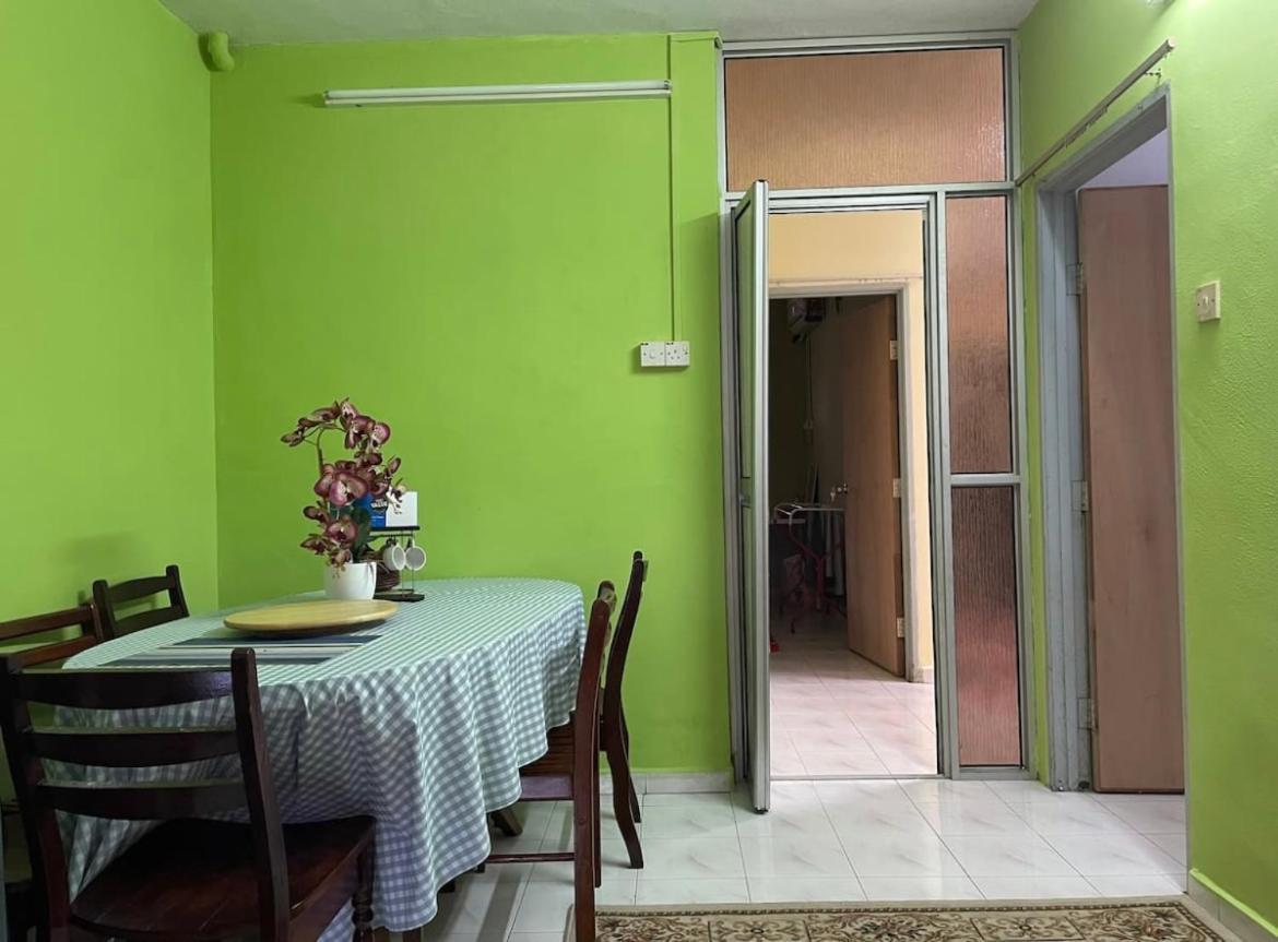 Homestaymuslim Di Teluk Intan Exteriör bild