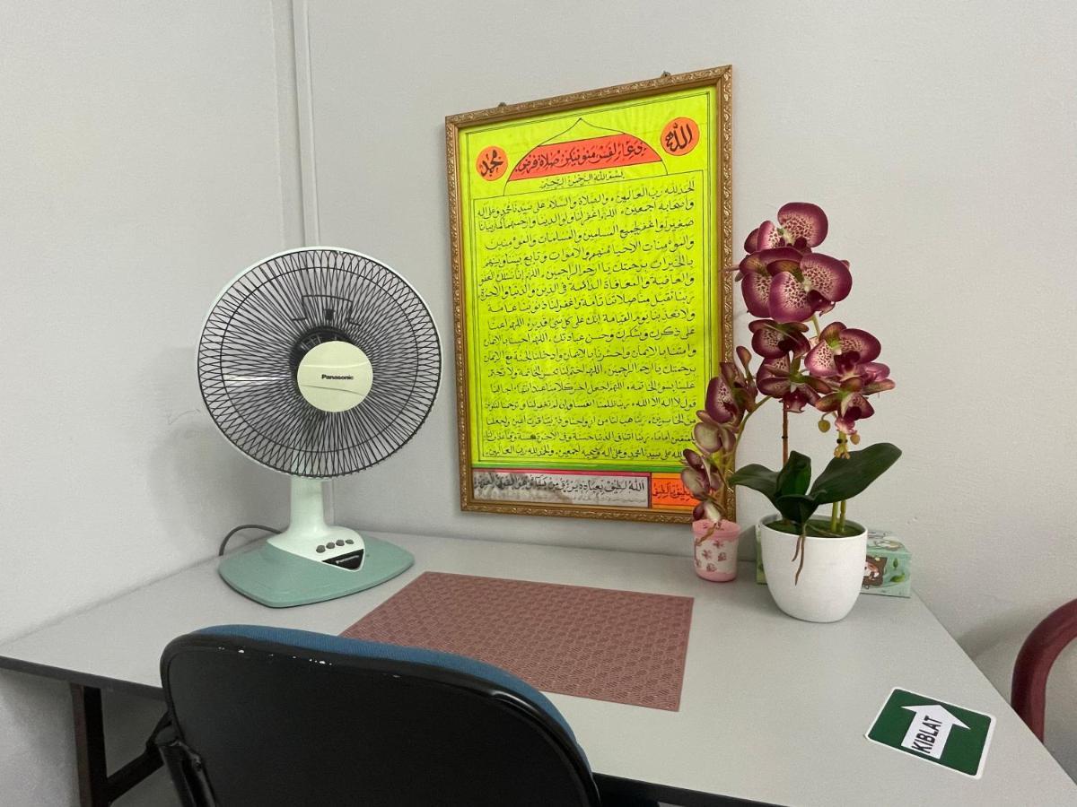 Homestaymuslim Di Teluk Intan Exteriör bild